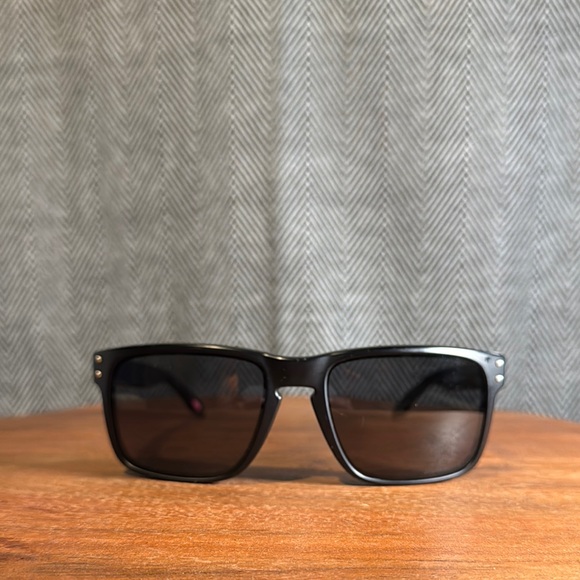 Used Oakley Holbrook prizm - Picture 1 of 7